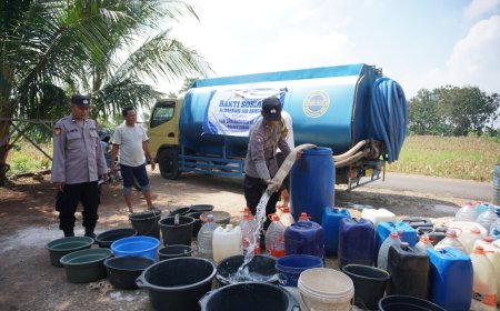 Polres Tuban Gelar Baksos Sambut Hari Bhayangkara ke 80, Droping 40 Ribu Liter Air Bersih di 3 Desa