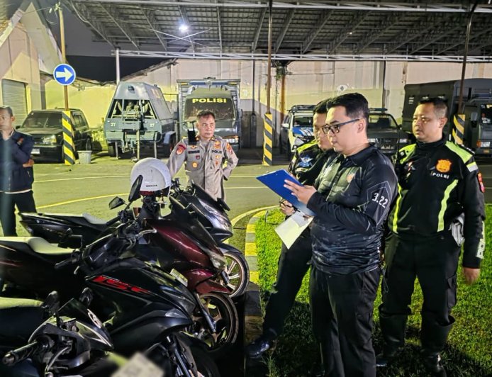 Polres Mojokerto Kota Amankan 80 Pemuda Konvoi,1 orang Kedapatan Bawa Sajam